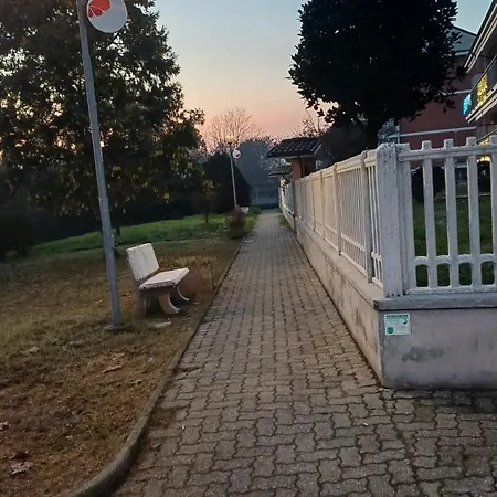 A Casa Di Gina Lägenhet Airasca